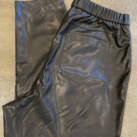Vegan Leather Elastic Waisted Pants - Picture 3 of 7